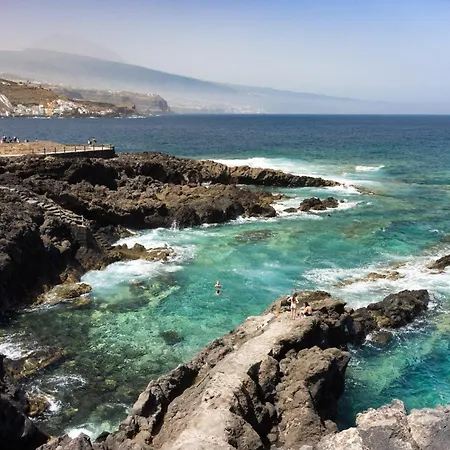 Eden Melicoton Scape Daire Candelaria